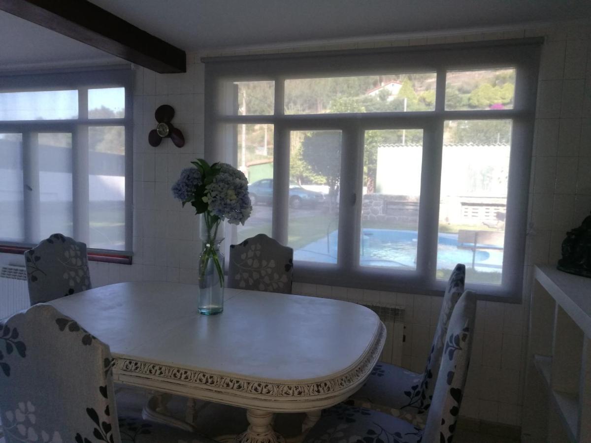 Вилла Casa A Pie De Playa De Carino Doninos Феррол Экстерьер фото