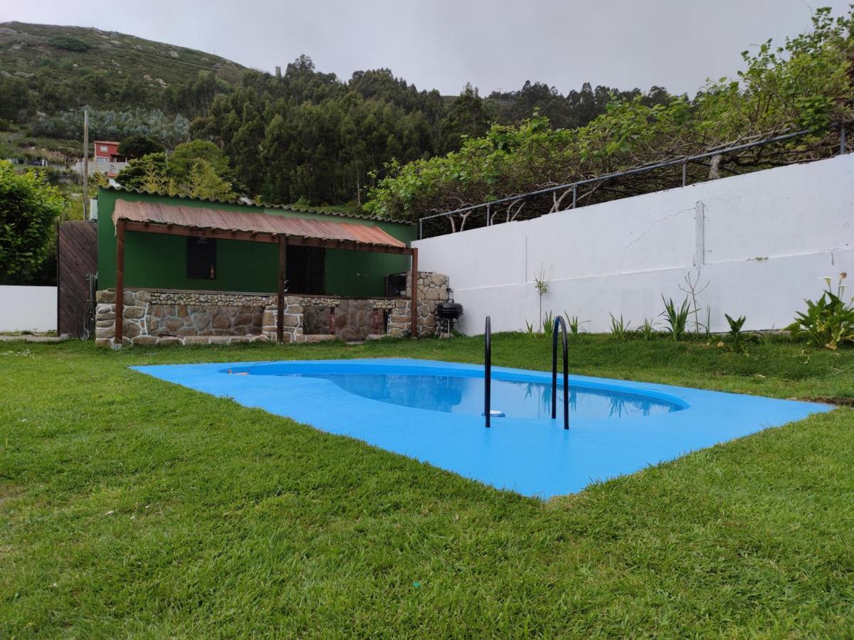Вилла Casa A Pie De Playa De Carino Doninos Феррол Экстерьер фото